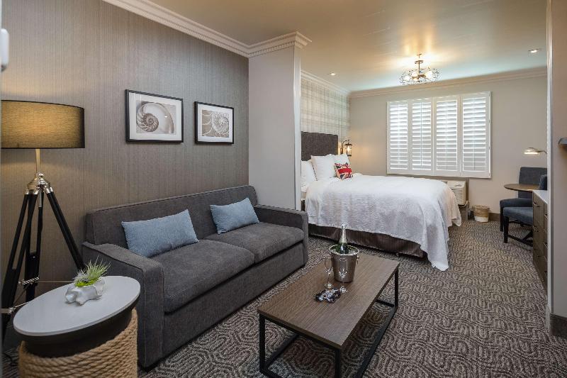デラックススイート, Rosedale On Robson Suite