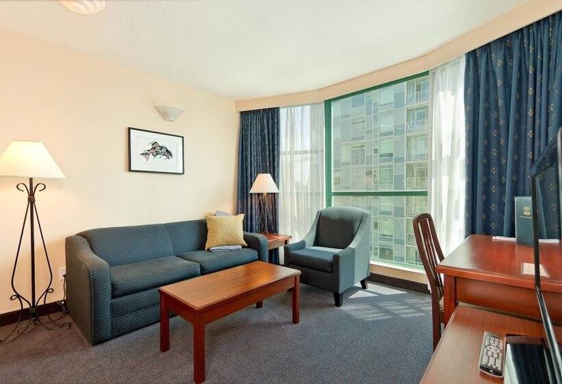 デラックススイート, Rosedale On Robson Suite