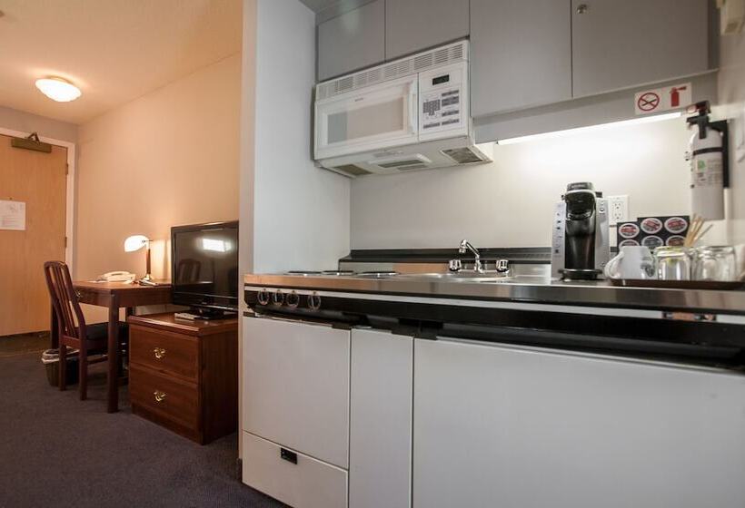 デラックススイート, Rosedale On Robson Suite