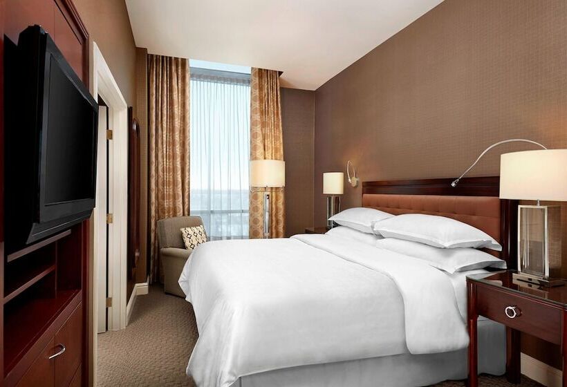 סוויטת קלאב, Sheraton Suites Calgary Eau Claire