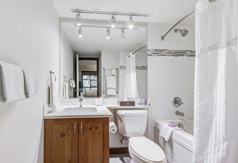 סוויטת 2 חדרי שינה, Blackcomb Springs Suites By Clique