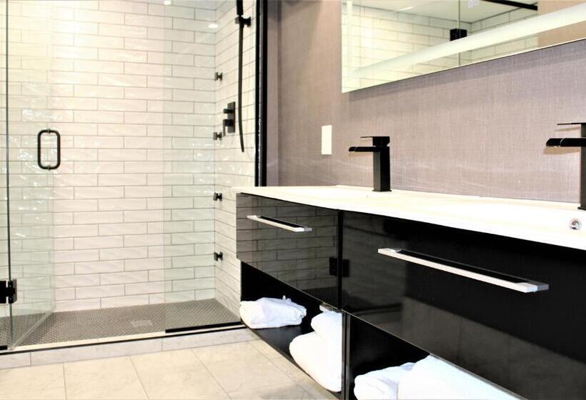 סוויטת פנטהאוז, Ramada Plaza By Wyndham Regina Downtown