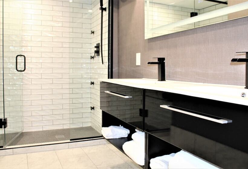 סוויטת פנטהאוז, Ramada Plaza By Wyndham Regina Downtown