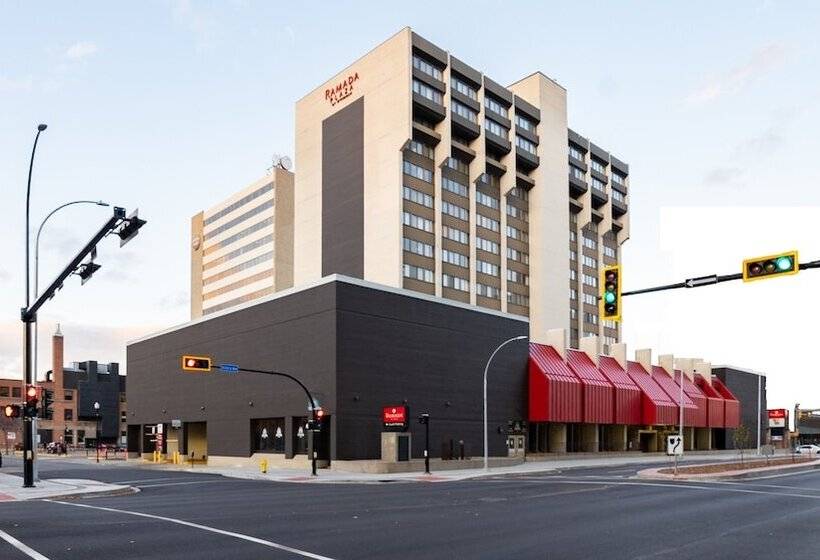 Пентхаус Люкс, Ramada Plaza By Wyndham Regina Downtown