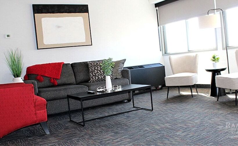 סוויטת פנטהאוז, Ramada Plaza By Wyndham Regina Downtown