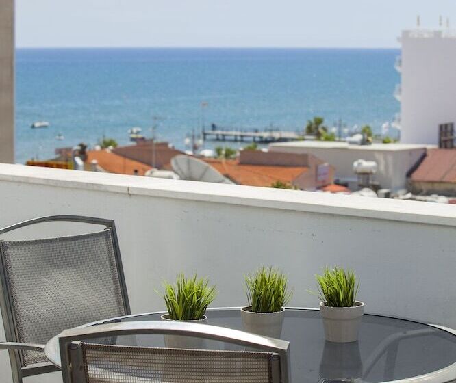 수피리어 트리플 룸, Amorgos Boutique