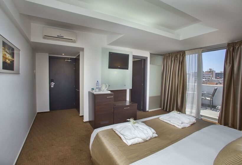 수피리어 트리플 룸, Amorgos Boutique