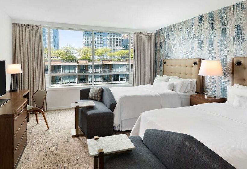 带2个双人床的标准工作室, Hilton Vancouver Downtown