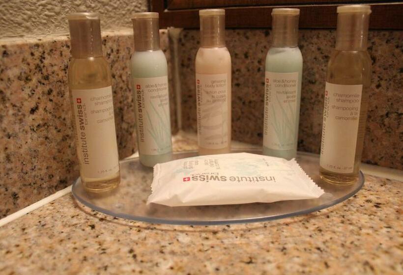 غرفة قياسية, Travelodge By Wyndham Edmonton Airport