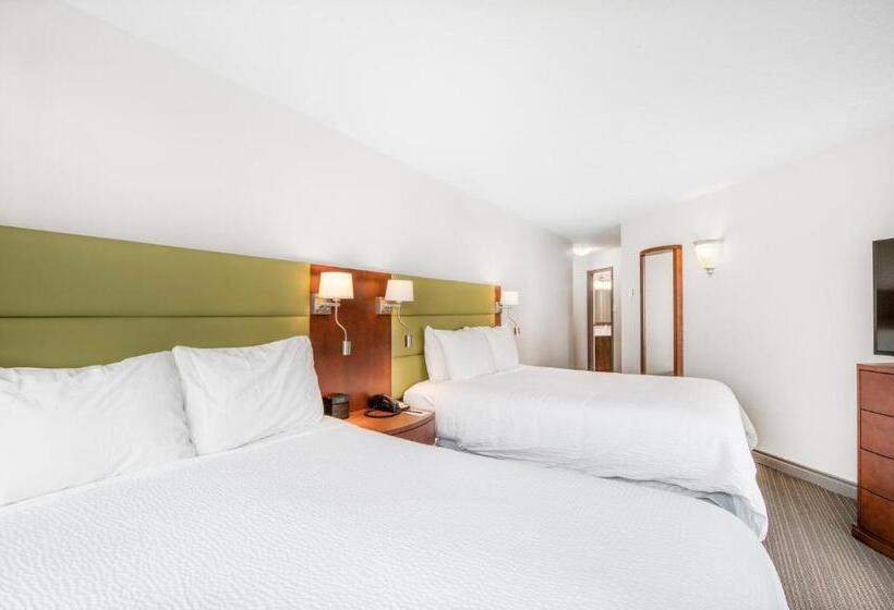 2 Bedrooms Suite Sea View, Victoria Regent Waterfront Hotel & Suites