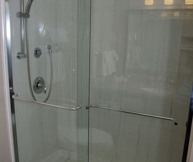 带按摩功能的小型套房, Visitor S Inn