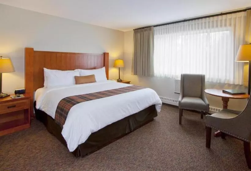 اتاق استاندارد, Whistler's Inn