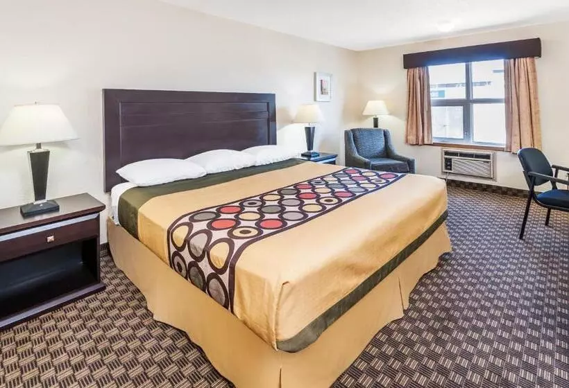 اتاق استاندارد با تخت بزرگ, Super 8 By Wyndham Calgary/airport