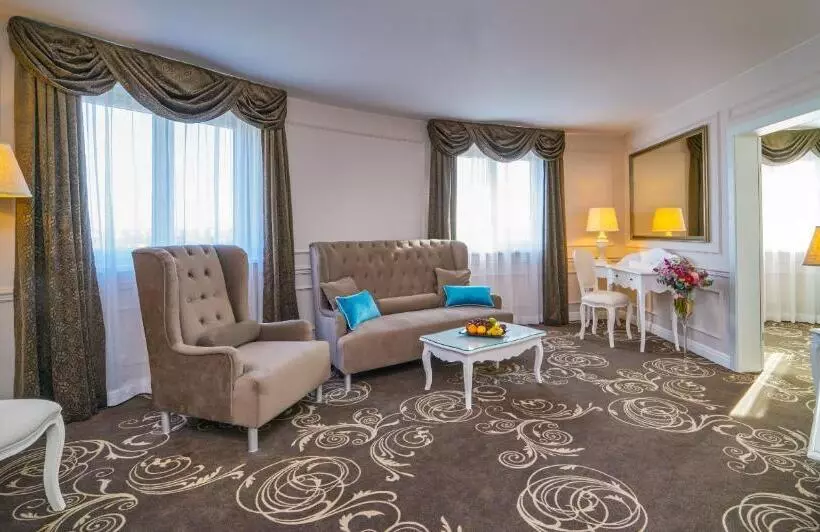 Presidenttisviitti, Don Giovanni Hotel Prague Great Hotels Of The World