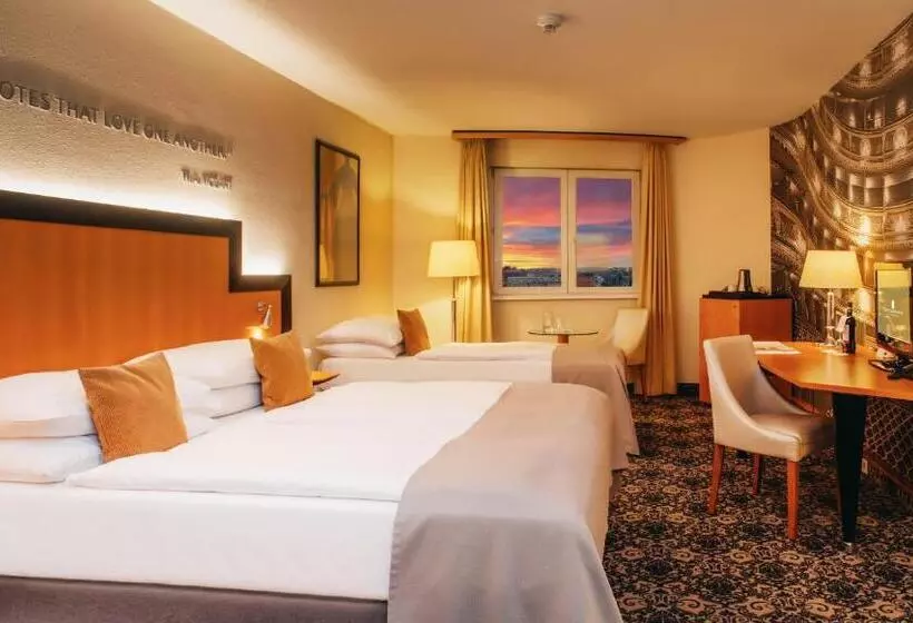 Standard Kolmen Hengen Huone, Don Giovanni Hotel Prague Great Hotels Of The World