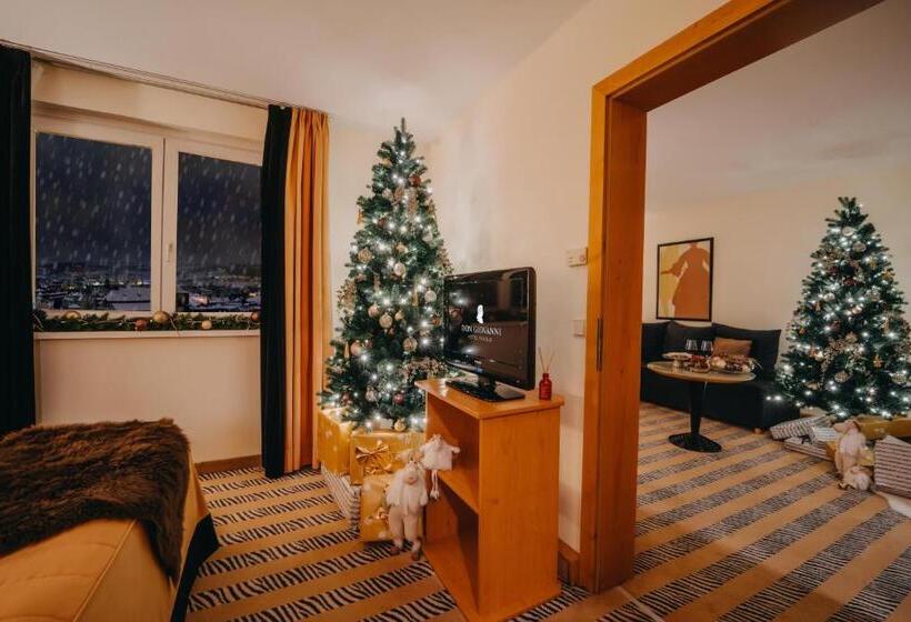 سوییت, Don Giovanni Hotel Prague   Great Hotels Of The World