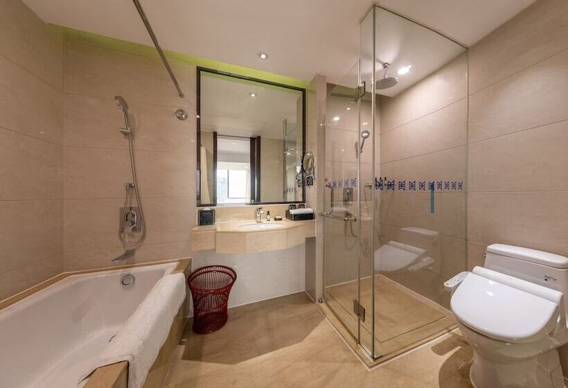 Camera Deluxe, Guangdong