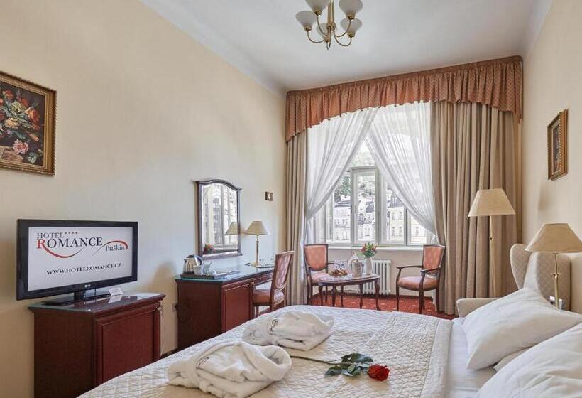 غرفة قياسية مطلة على المدينة, Romance