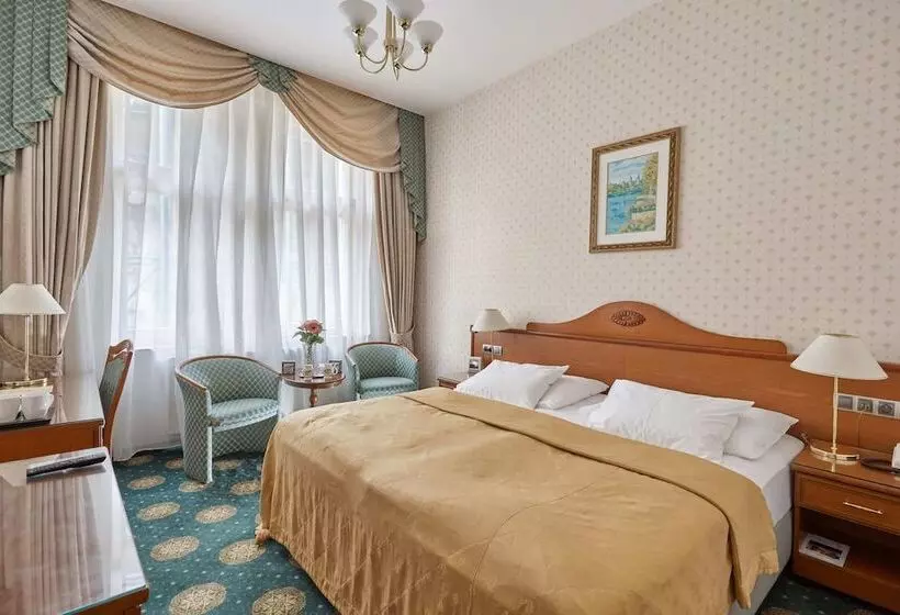 اتاق استاندارد, Romance