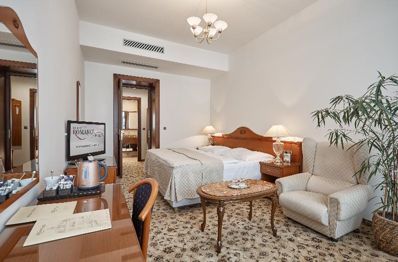 غرفة قياسية, Romance