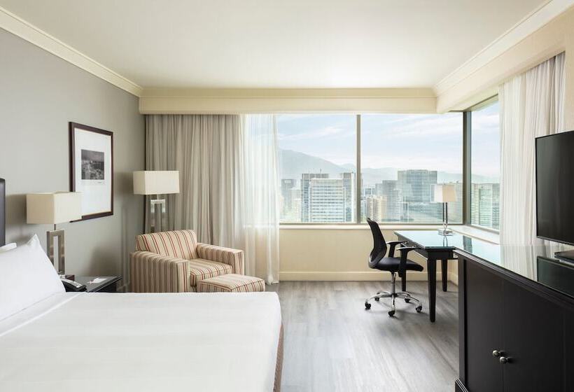 اتاق اجرایی, Santiago Marriott