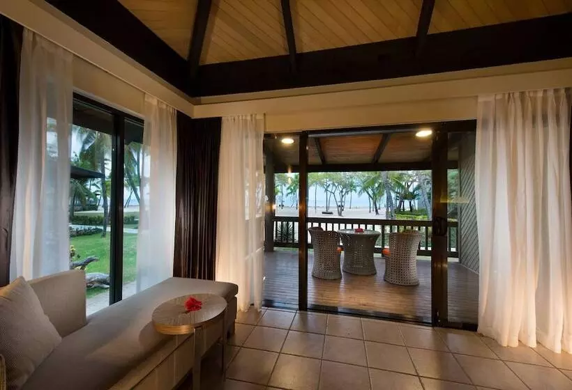 اتاق استاندارد با چشم‌انداز دریا, Doubletree Resort By Hilton Hotel Fiji   Sonaisali Island