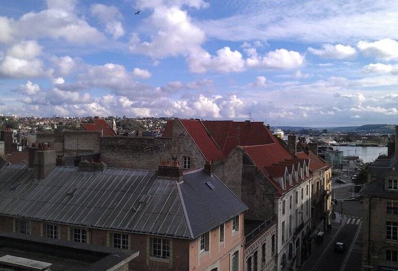 带城市景观的标准间, Aguado
