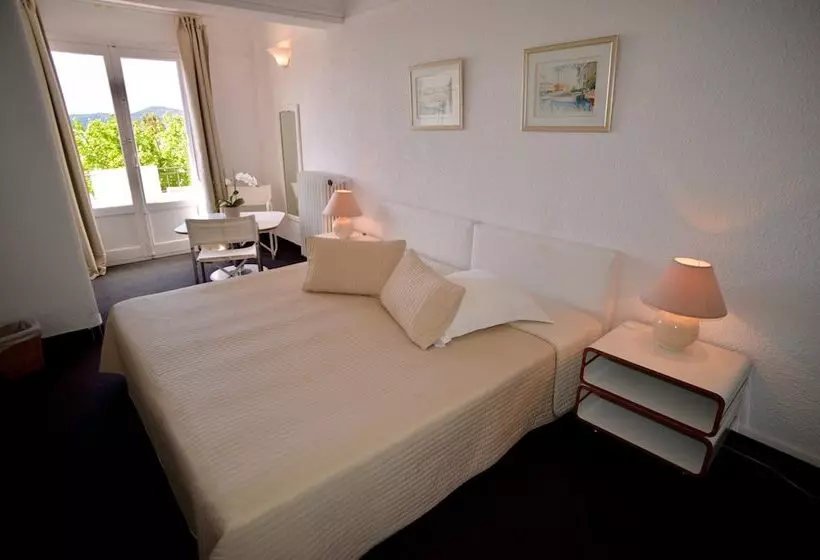 اتاق کلاسیک با چشم‌انداز باغ, Auberge De La Calanque