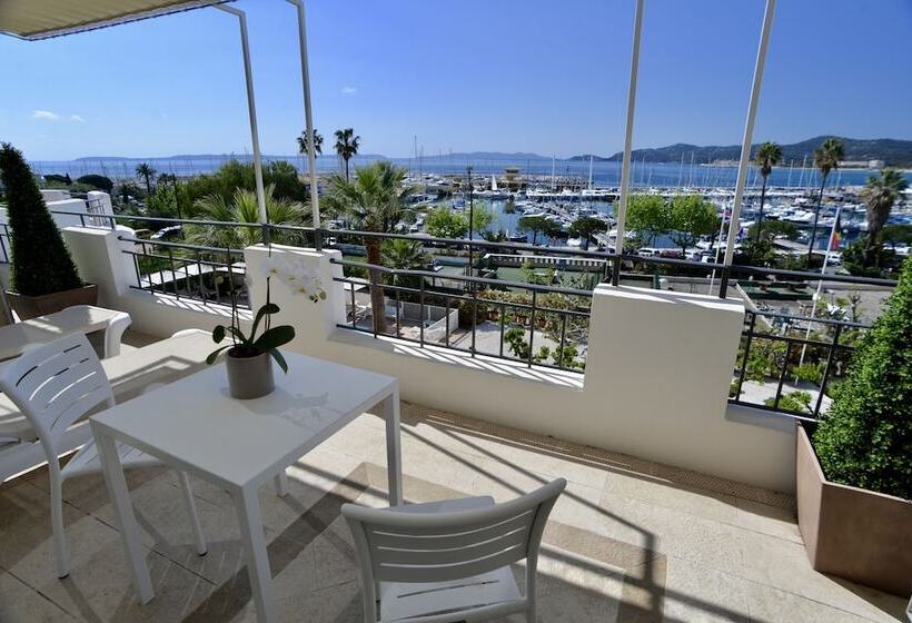 חדר סופריור נוף לים, Auberge De La Calanque