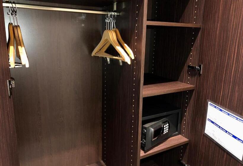 패밀리 룸, Best Western Empire Elysees