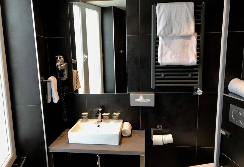 패밀리 룸, Best Western Empire Elysees