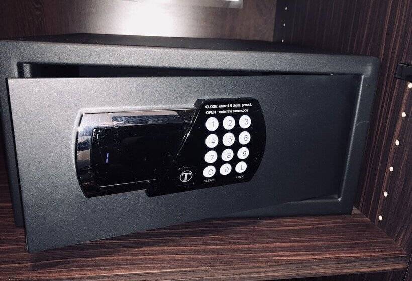 주니어 스위트, Best Western Empire Elysees