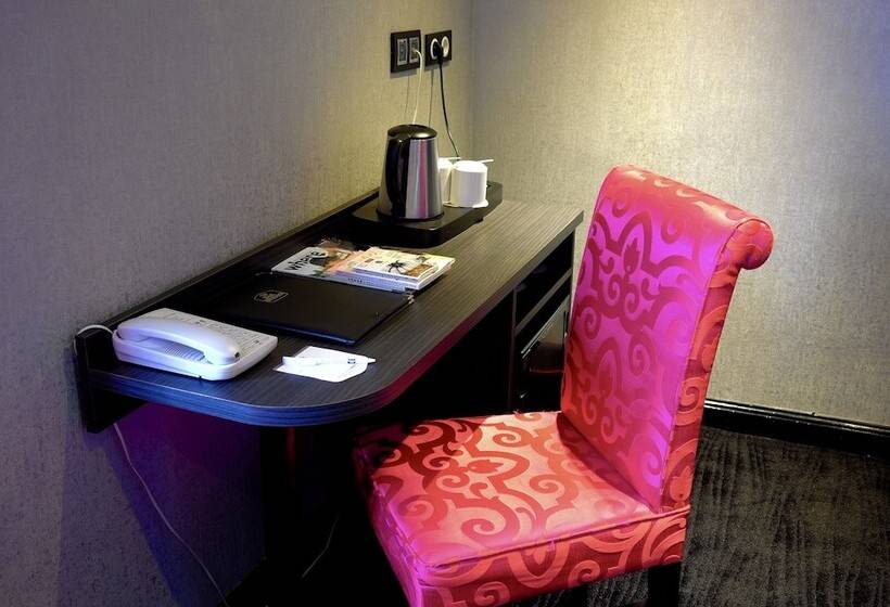 주니어 스위트, Best Western Empire Elysees