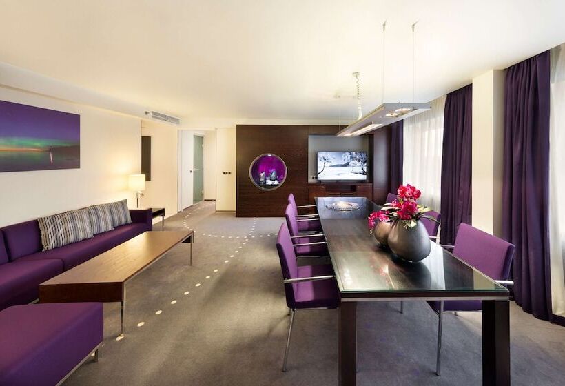 سوییت, Radisson Blu Hotel Olümpia