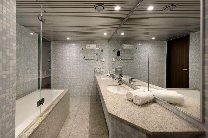 اتاق خانوادگی, Radisson Blu Hotel Olümpia