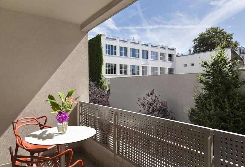 バルコニー付きスタンダードステューディオ, Citadines Montmartre Paris