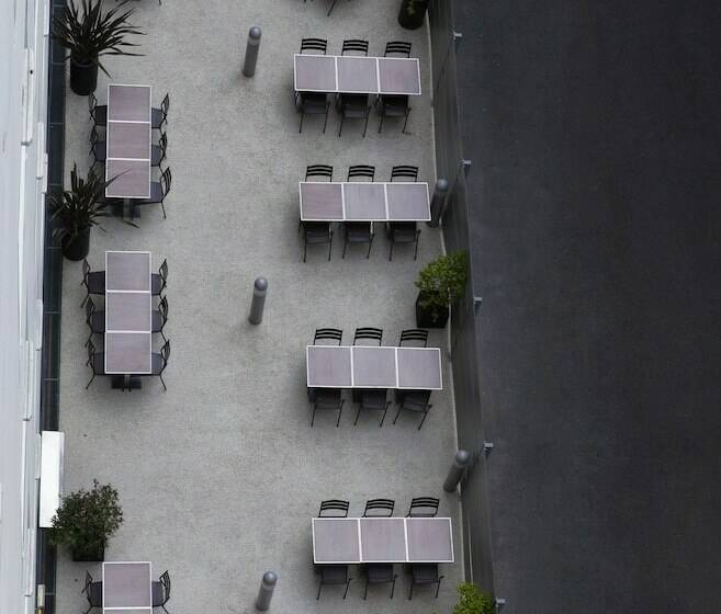 スタンダードルーム, Campanile Prime Paris 19   La Villette