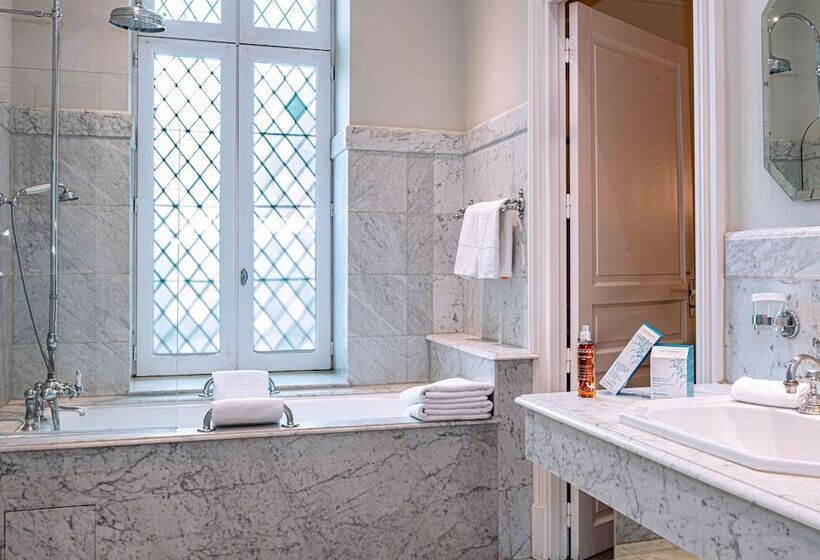 اتاق خانوادگی, De La Cité & Spa Mgallery