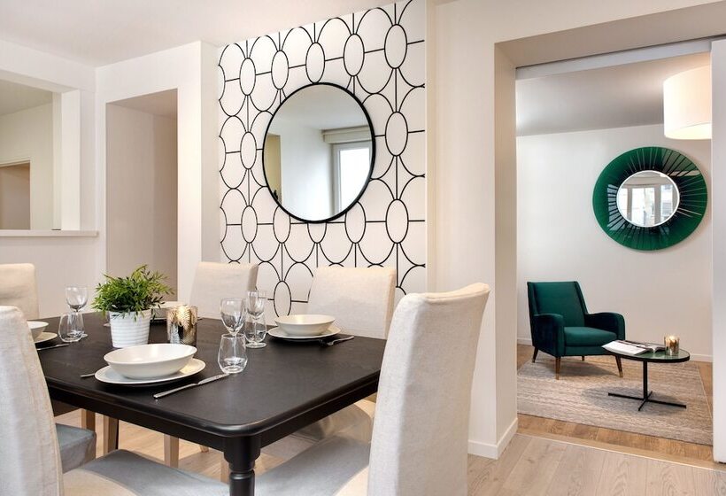 침실 2개 아파트, Des Ducs