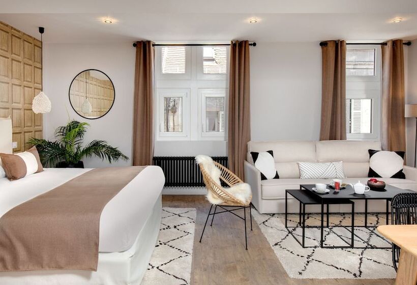 스탠다드 스튜디오, Des Ducs