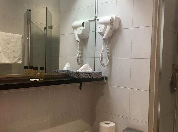 غرفة قياسية سرير مزدوج, Des Mimosas