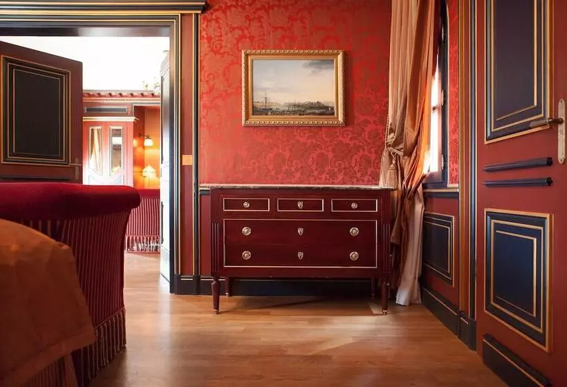 سوئیت رویال, Intercontinental Bordeaux Le Grand Hotel, An Ihg