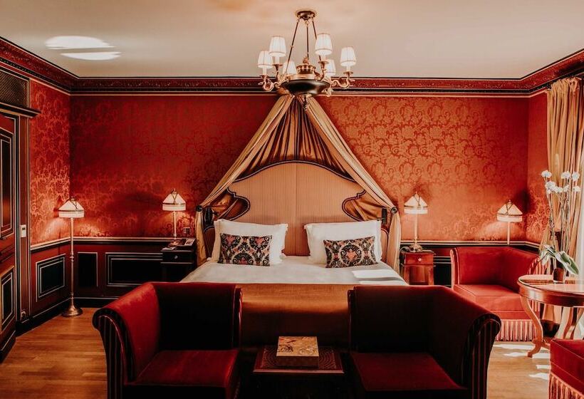 سوئیت رویال, Intercontinental Bordeaux Le Grand Hotel, An Ihg