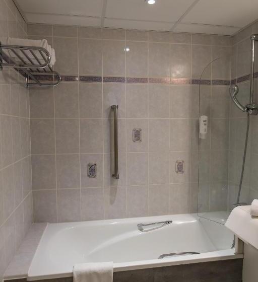 スタンダードルーム, Le Paddock