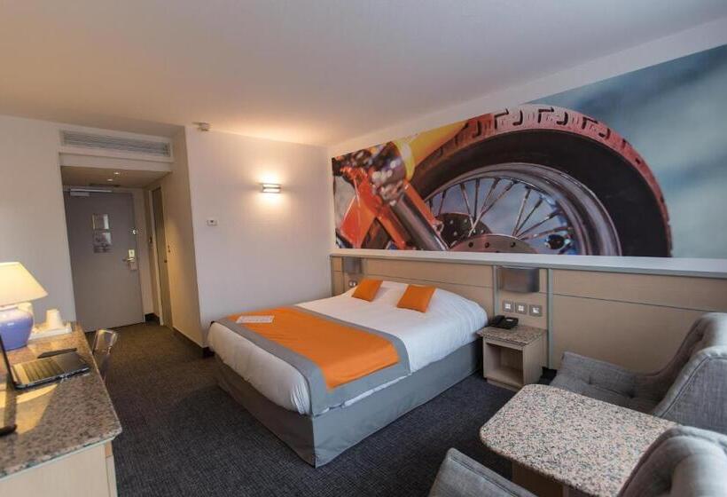 スタンダードルーム, Le Paddock