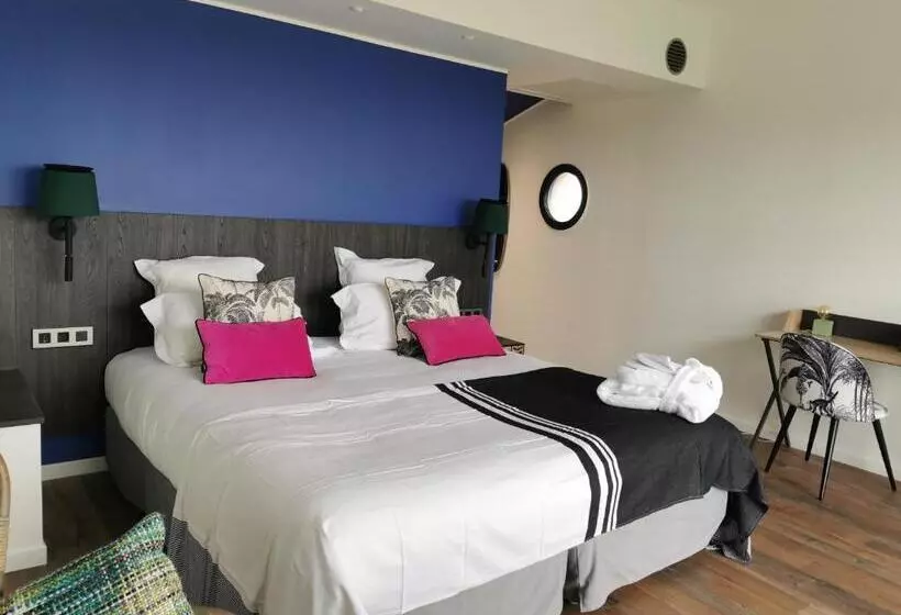 Suite with Terrace, Le Paddock