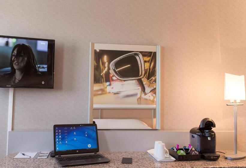 スーペリアールーム, Le Paddock