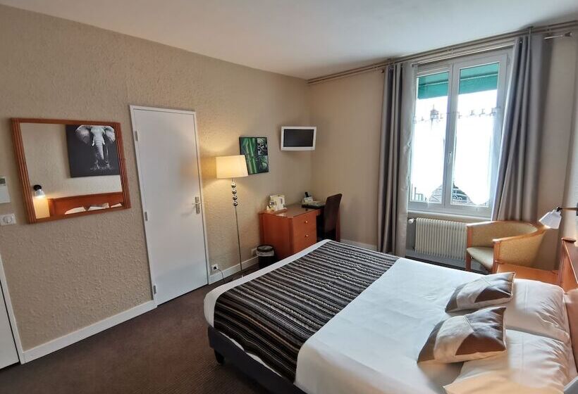 Номер Стандарт, Logis Hotel Le Cerf
