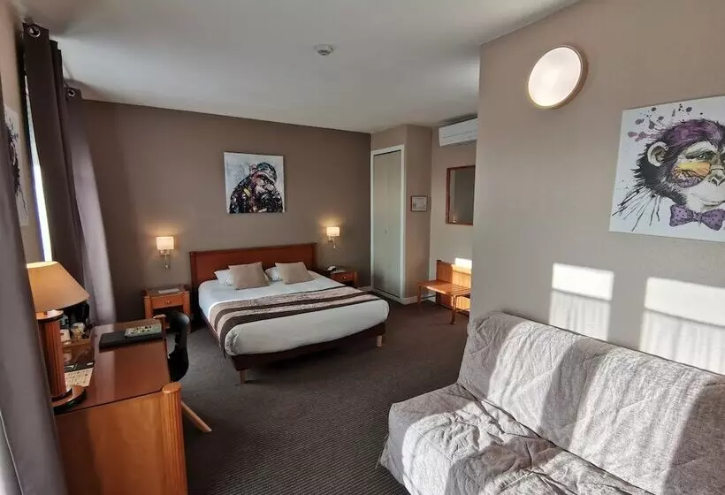 スタンダードトリプルルーム, Logis Hotel Le Cerf