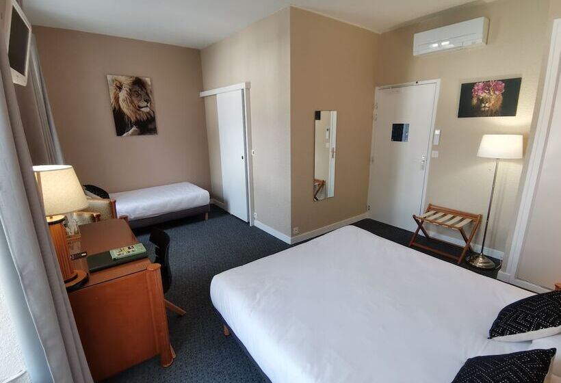 スタンダードトリプルルーム, Logis Hotel Le Cerf